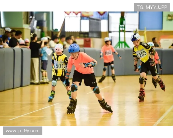 丝滑旋转足球糖果带你体验甜蜜与运动的完美融合让味蕾与足球激情碰撞