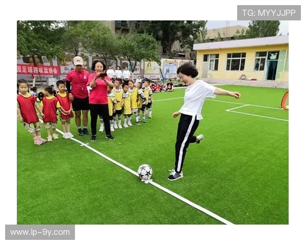 趣味足球DIY材料套装打造亲子互动与创意手工完美结合体验